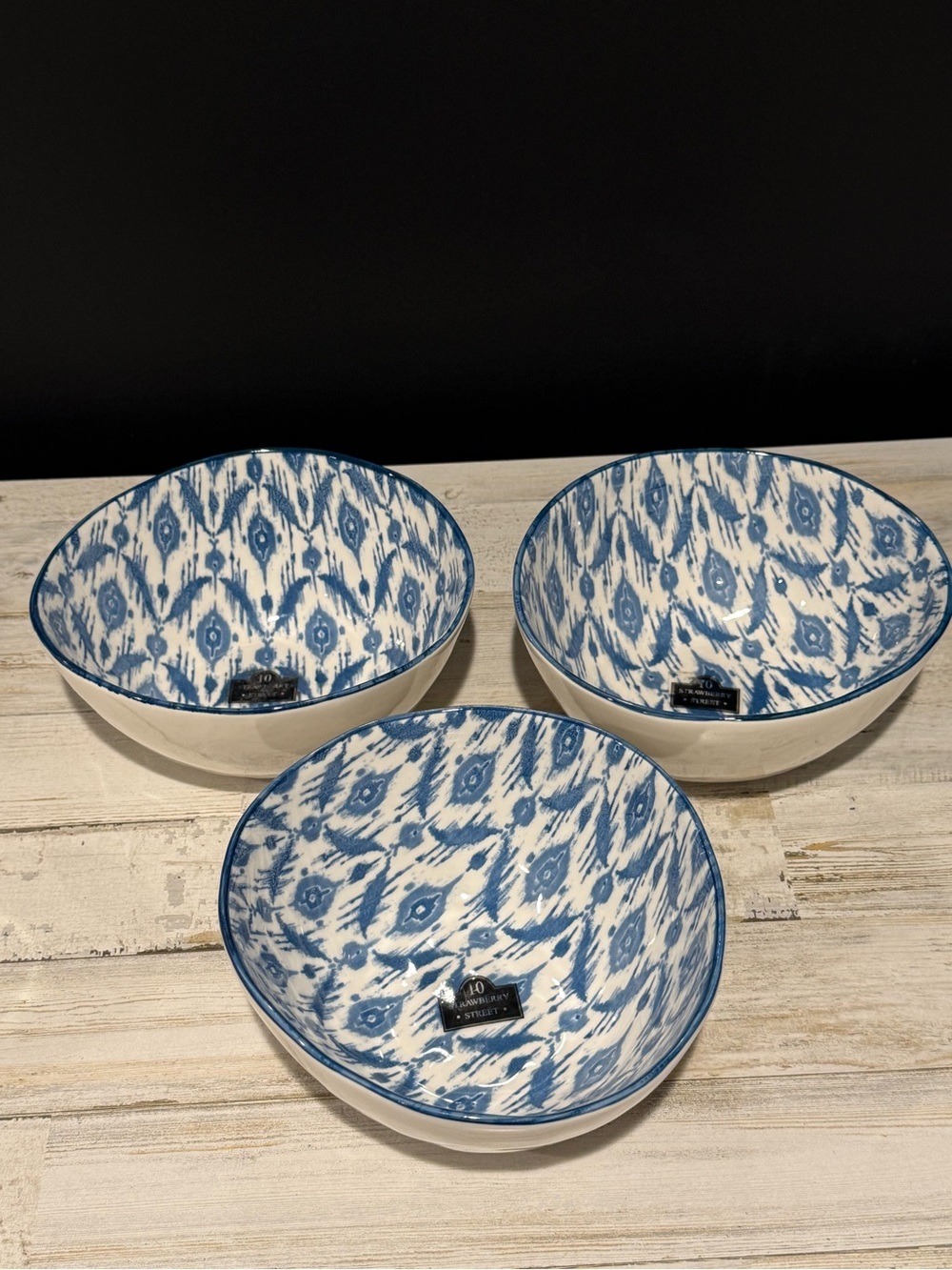 10 STRAWBERRY STREET 3 Dessert or Salad Bowls Artisan Design